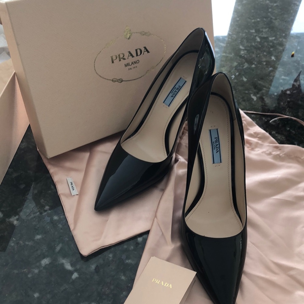 Prada gorgeous black shoes like brand new